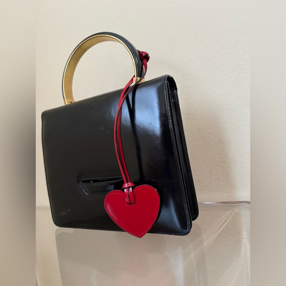 Moschino Redwall Heart Bag Black Patent Leather - Picture 8 of 16